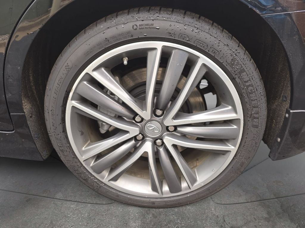 2015 INFINITI Q50 Sport