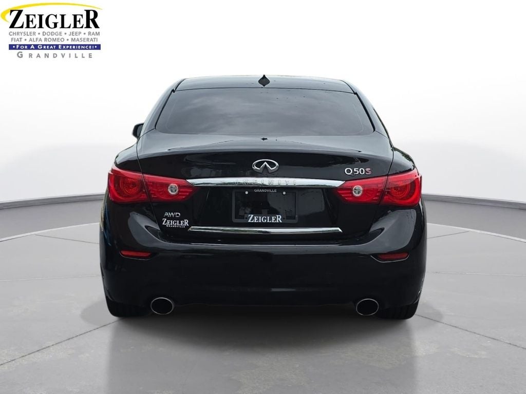 2015 INFINITI Q50 Sport