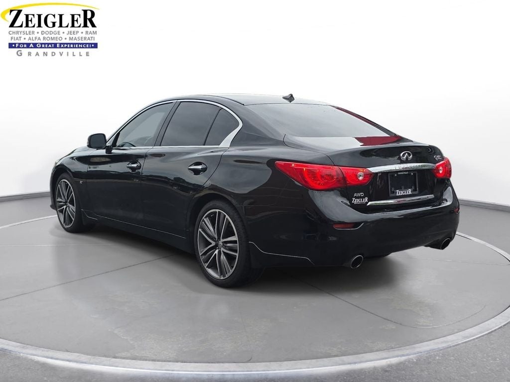 2015 INFINITI Q50 Sport
