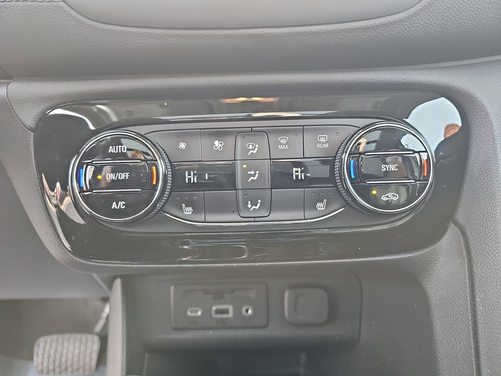 2022 Buick Encore GX Essence