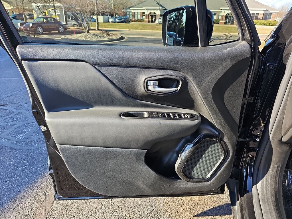 2023 Jeep Renegade Altitude