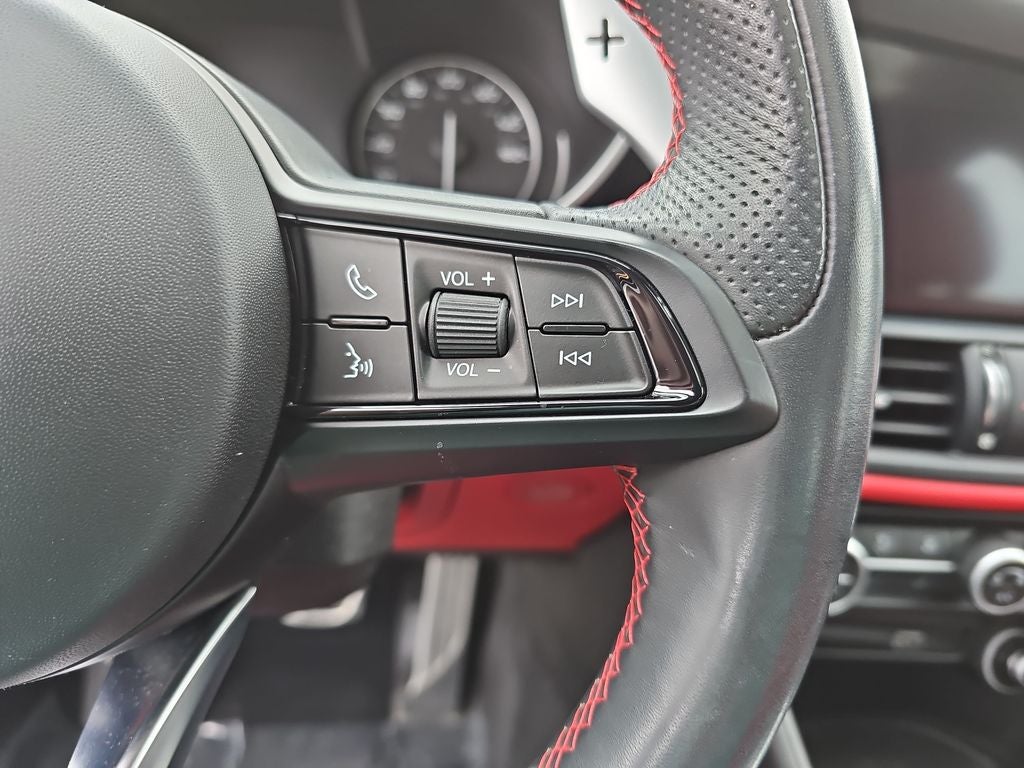 2020 Alfa Romeo Giulia Ti Sport