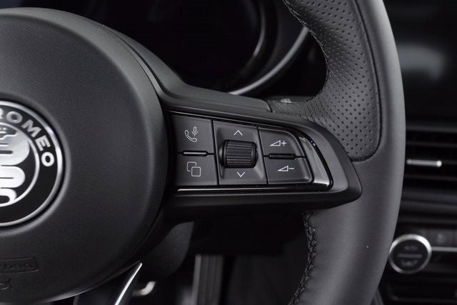 2024 Alfa Romeo Giulia Ti