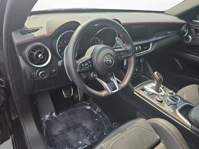 2023 Alfa Romeo Stelvio Veloce