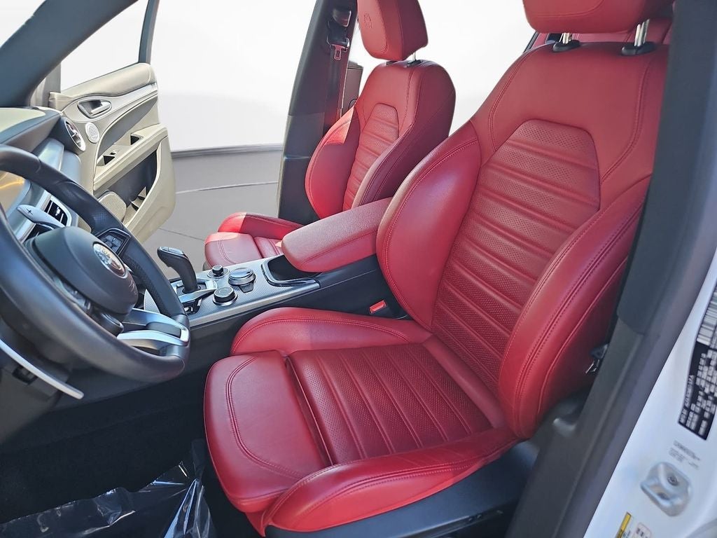 2024 Alfa Romeo Stelvio Veloce