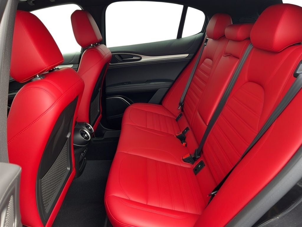 2023 Alfa Romeo Stelvio Veloce