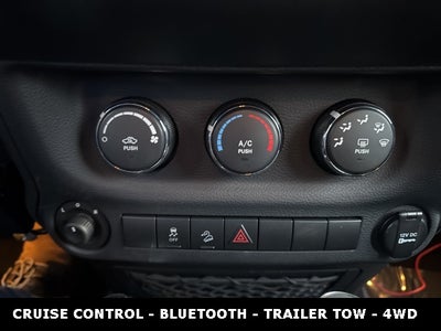 2013 Jeep Wrangler Unlimited Sport 4X4