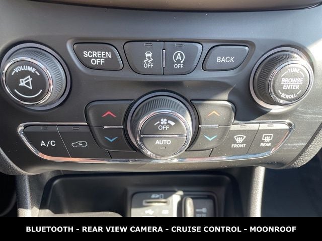 2017 Jeep Cherokee Limited PANORAMIC ROOF