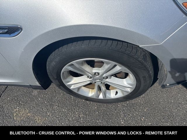 2013 Ford Taurus SEL AWD VERY CLEAN