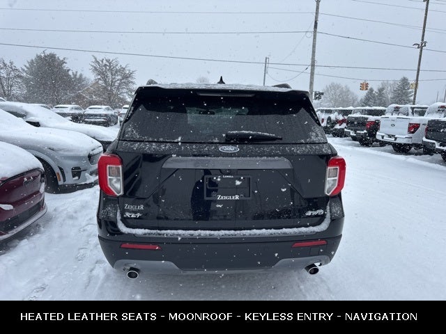 2022 Ford Explorer XLT TWIN PANEL MOONROOF