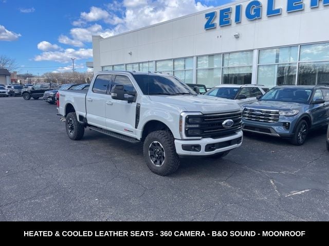 2025 Ford F-350SD Platinum