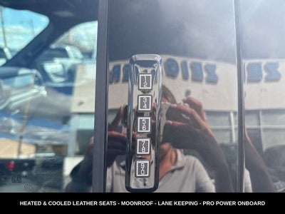 2023 Ford F-150 Lariat BLACKOUT PACKAGE