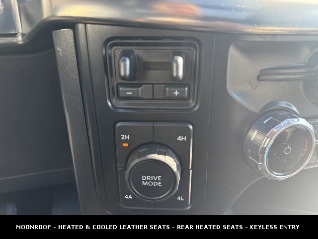 2023 Ford F-150 Lariat TWIN PANEL MOONROOF