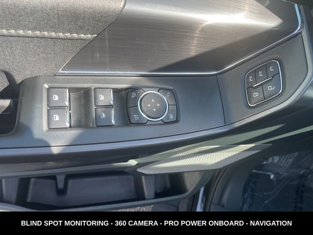 2025 Ford F-150 Lariat LESS THAN 1,000 MILES