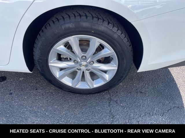 2024 Chevrolet Malibu LT HEATED SEATS