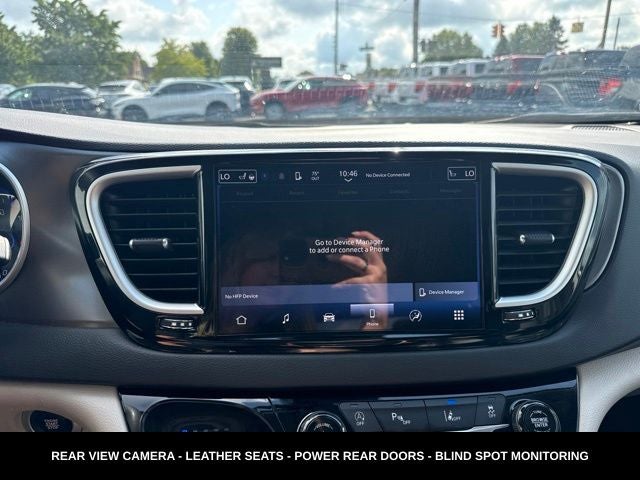 2024 Chrysler Pacifica Touring L STOW N GO SEATING