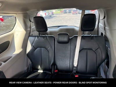 2024 Chrysler Pacifica Touring L STOW N GO SEATING