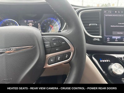2024 Chrysler Pacifica Touring L STOW N GO SEATING