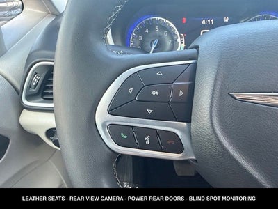 2024 Chrysler Pacifica Touring L STOW N GO SEATING