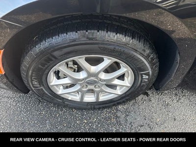 2024 Chrysler Pacifica Touring L STOW N GO SEATING