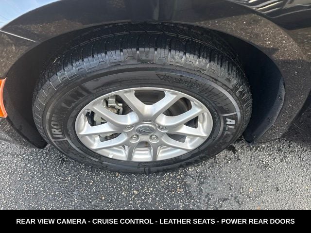 2024 Chrysler Pacifica Touring L STOW N GO SEATING