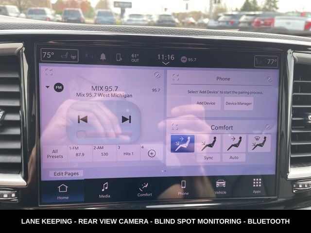 2023 Chrysler Pacifica Touring L HEATED SEATS & STEERING WHEEL