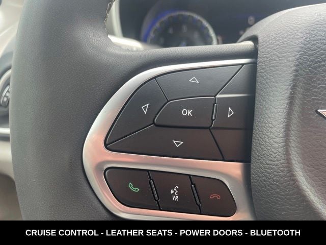 2022 Chrysler Pacifica Touring L HEATED LEATHER