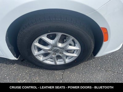 2022 Chrysler Pacifica Touring L HEATED LEATHER