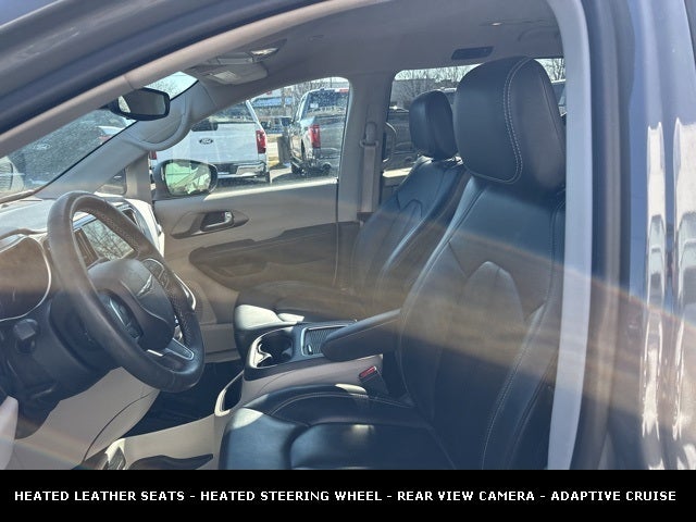 2023 Chrysler Pacifica Touring L STOW N GO SEATING