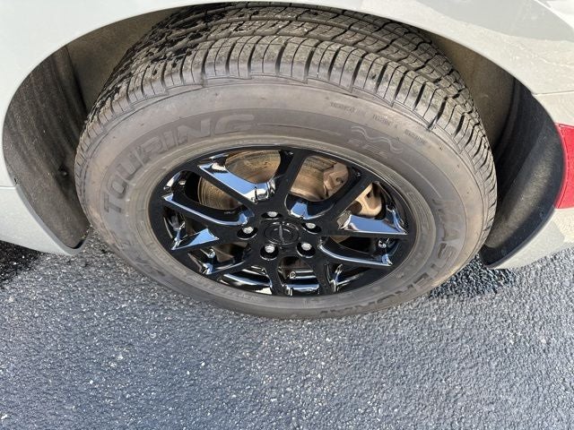 2023 Chrysler Pacifica Touring L STOW N GO SEATING