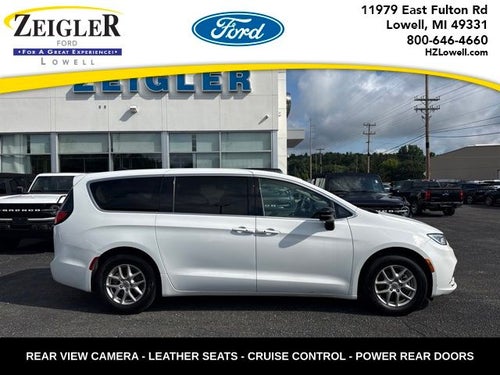 2024 Chrysler Pacifica Touring L STOW N GO SEATING