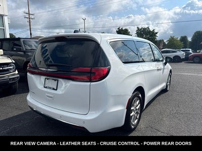 2024 Chrysler Pacifica Touring L STOW N GO SEATING