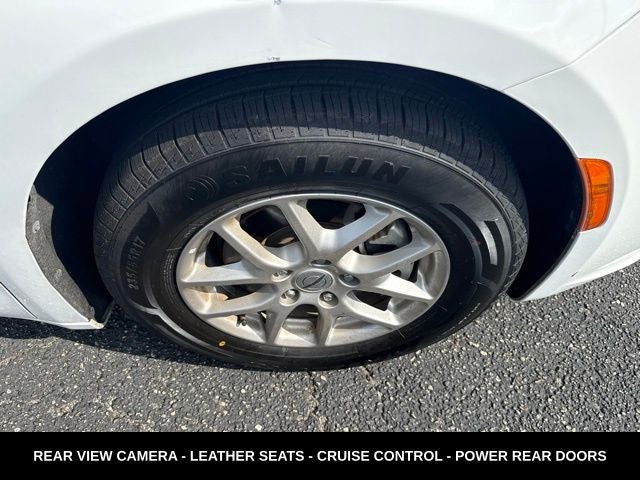 2024 Chrysler Pacifica Touring L STOW N GO SEATING