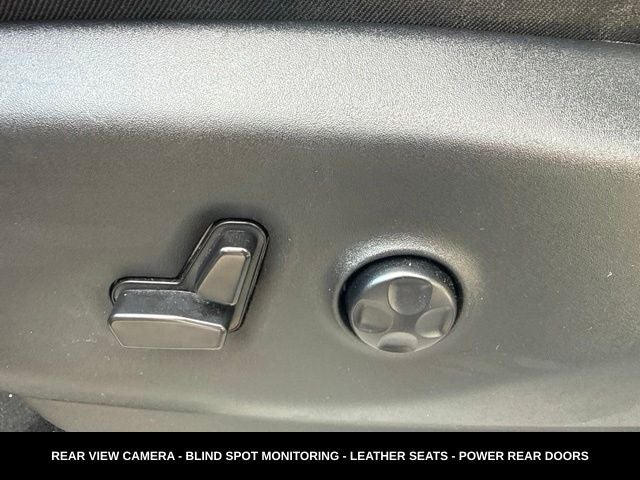 2024 Chrysler Pacifica Touring L STOW N GO SEATING
