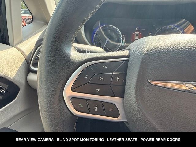 2024 Chrysler Pacifica Touring L STOW N GO SEATING