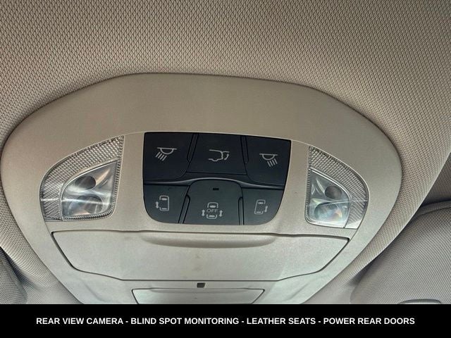 2024 Chrysler Pacifica Touring L STOW N GO SEATING