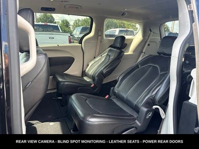 2024 Chrysler Pacifica Touring L STOW N GO SEATING