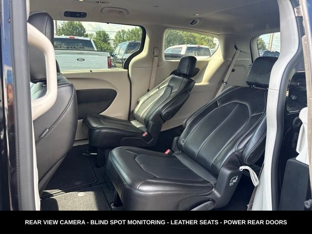 2024 Chrysler Pacifica Touring L STOW N GO SEATING