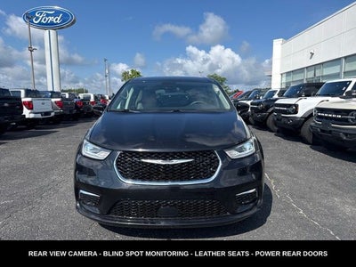 2024 Chrysler Pacifica Touring L STOW N GO SEATING