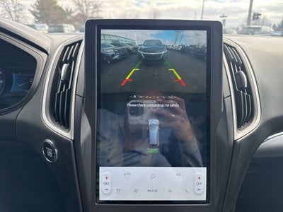 2022 Ford Edge SEL AWD