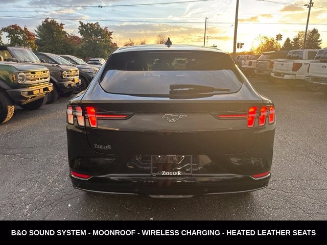 2023 Ford Mustang Mach-E Premium AWD
