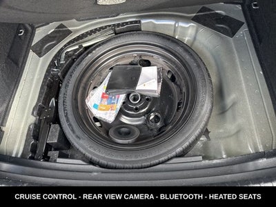 2024 Volkswagen Taos 1.5T SE ONE OWNER