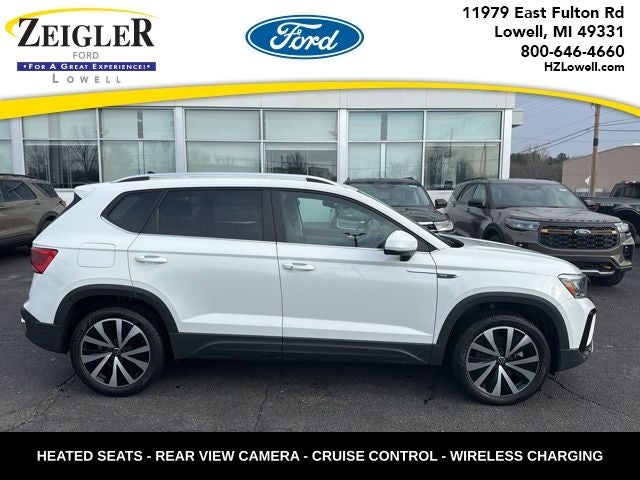 2023 Volkswagen Taos 1.5T SE ONE OWNER