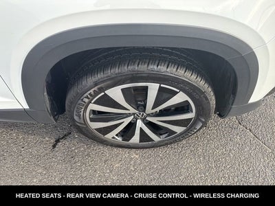 2023 Volkswagen Taos 1.5T SE ONE OWNER