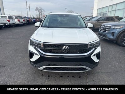 2023 Volkswagen Taos 1.5T SE ONE OWNER