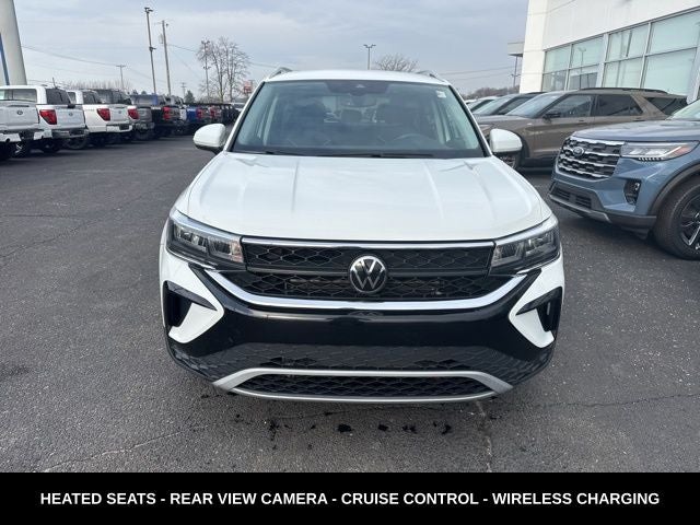 2023 Volkswagen Taos 1.5T SE ONE OWNER