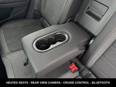 2024 Volkswagen Taos 1.5T SE ONE OWNER