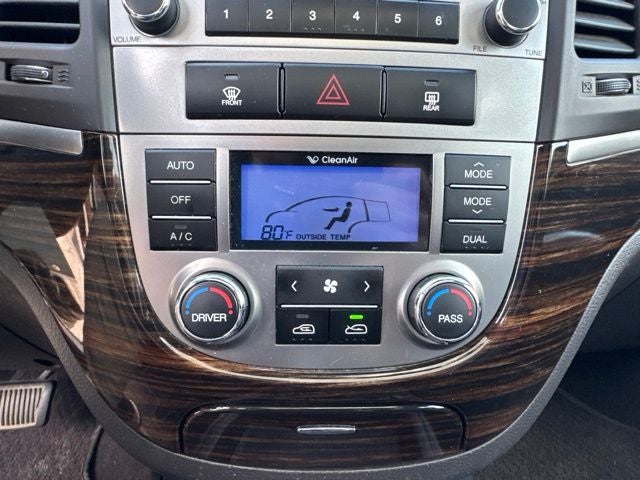 2011 Hyundai Santa Fe Limited LOCAL TRADE