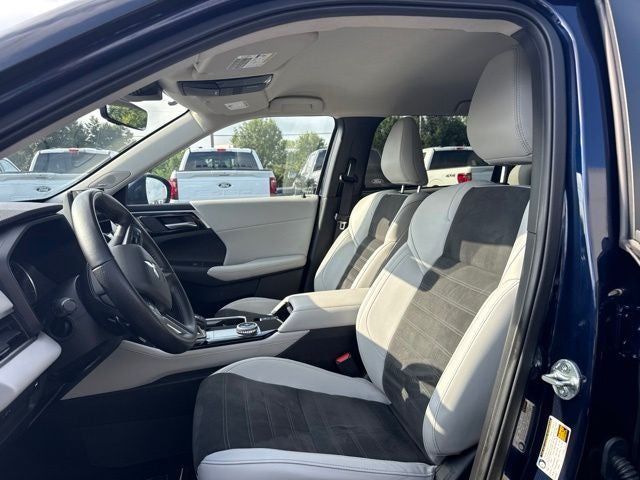 2025 Mitsubishi Outlander SE 4WD