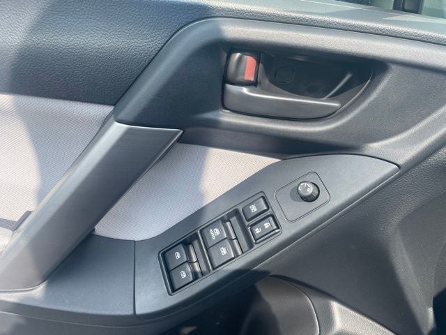 2015 Subaru Forester 2.5i AWD